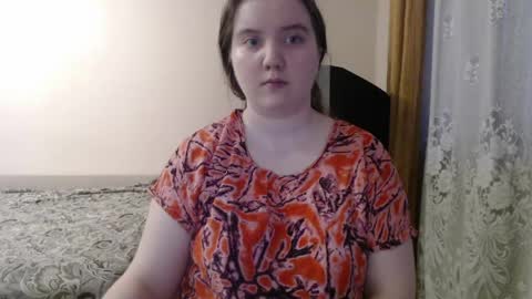 Josefin online show from April 23, 1:46 pm