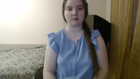 Josefin online show from April 24, 1:58 pm