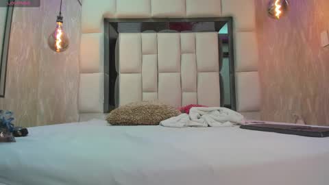 arantza_torner online show from March 8, 6:24 pm