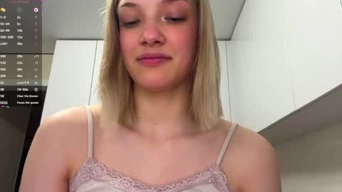 Caroline online show from June 8, 4:08 pm