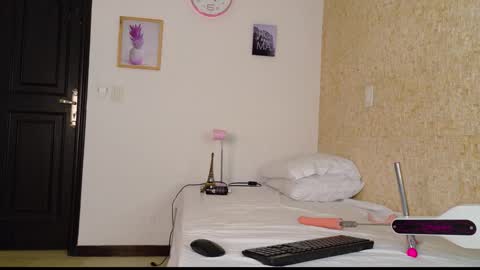 ARES online show from October 14, 11:29 pm