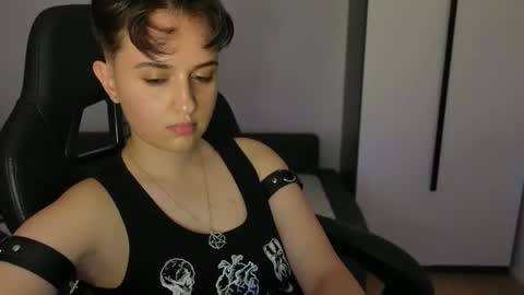 AresNoir online show from June 5, 9:54 pm