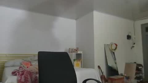 Snapshot of aria_andradee chatting on October 11, 1:32 am aria_andradee online show from October 11, 1:32 am