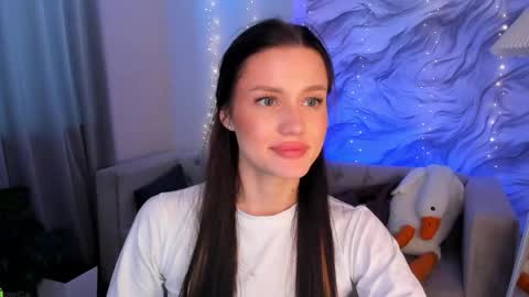 aria_mila online show from April 27, 11:07 am