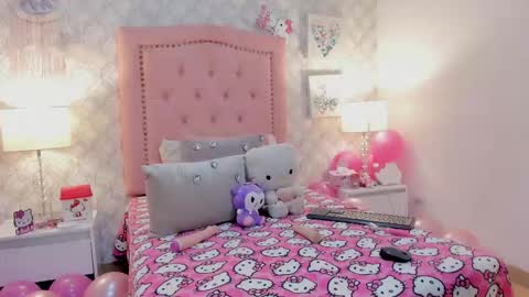 Snapshot of aria_star7 chatting on September 13, 9:23 pm aria_star7 online show from September 13, 9:23 pm