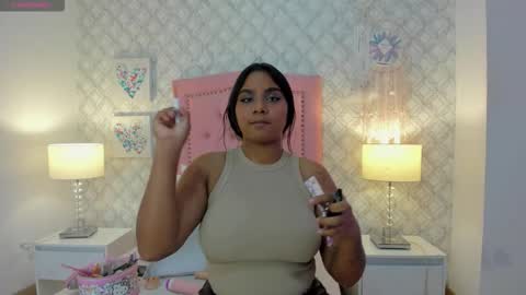 Snapshot of aria_star7 chatting on October 15, 8:11 pm aria_star7 online show from October 15, 8:11 pm