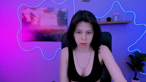 aria_wild_ online show from April 21, 9:05 am