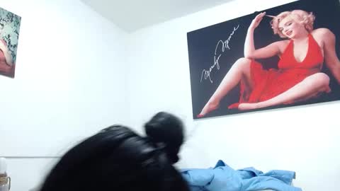 Snapshot of ariacoral chatting on March 11, 1:01 pm ariacoral online show from March 11, 1:01 pm