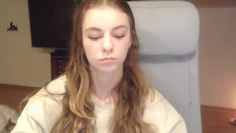 AriaCreazy online show from October 10, 8:36 pm