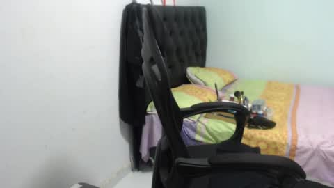 ...Ariana... online show from April 28, 6:34 pm