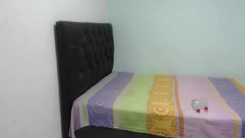 ...Ariana... online show from April 20, 6:11 pm