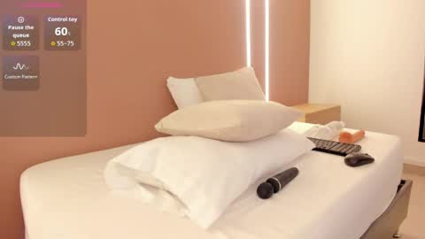 A R I A D N A online show from April 24, 2:58 am