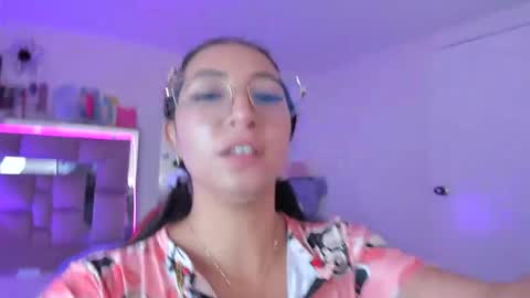 ariadnacappelletty online show from March 10, 4:44 pm