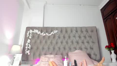 Aria Green online show from April 22, 2:14 pm