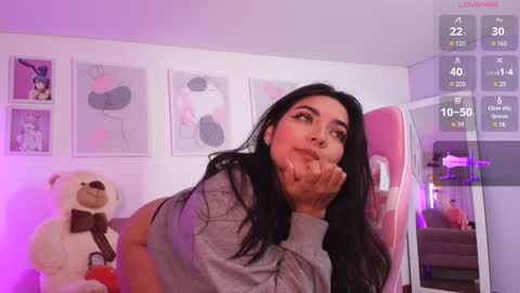 Snapshot of ariana_bae_ chatting on January 30, 12:48 pm online show from January 30, 12:48 pm