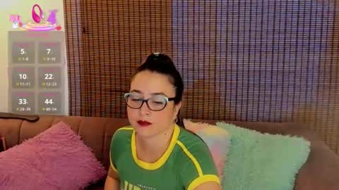 Ariana Cruz online show from April 21, 12:45 pm