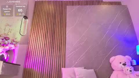 Ariana online show from January 9, 2:21 pm