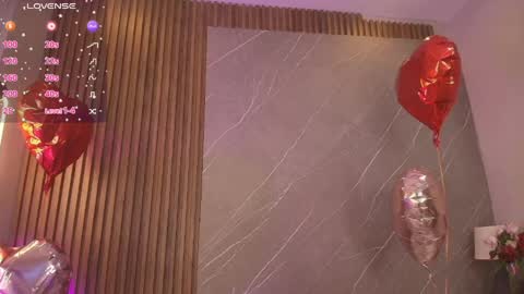 Ariana online show from April 1, 1:41 pm