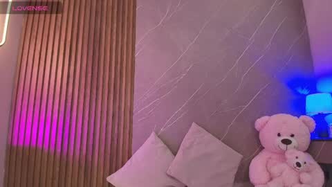 Ariana online show from April 29, 12:19 pm