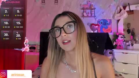 Ariana  online show from April 19, 1:49 am