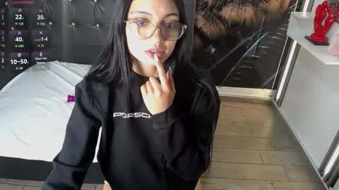 ariana_toro online show from January 12, 2:33 pm