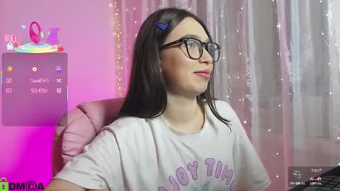 arianahot777 online show from October 12, 9:39 pm