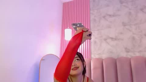 ArianaRougee online show from June 5, 4:49 am