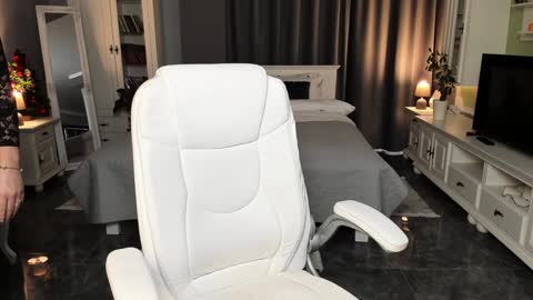 Ana online show from December 29, 10:12 am