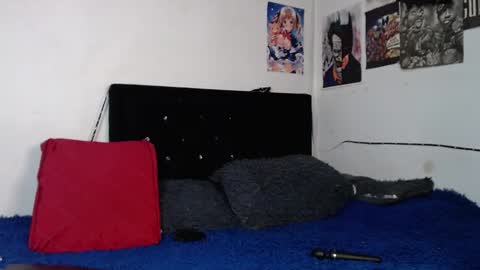 Snapshot of arianauwu666 chatting on February 15, 8:56 pm help me 100 hands up my OF is Free online show from February 15, 8:56 pm