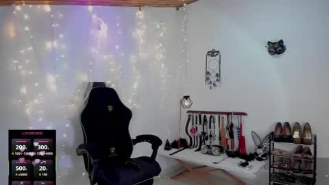 Arianna Connor online show from September 15, 8:27 pm