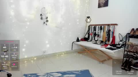 Arianna Connor online show from September 29, 6:35 pm