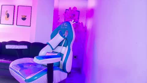 arianna_sweeet online show from April 26, 3:59 am