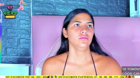 Snapshot of ariannalewis1 chatting on October 1, 7:41 pm Arianna online show from October 1, 7:41 pm