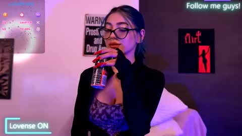Snapshot of ariaxstark chatting on September 18, 7:01 pm Aria online show from September 18, 7:01 pm