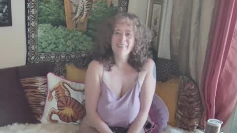 Arielle Ari online show from February 23, 5:45 pm