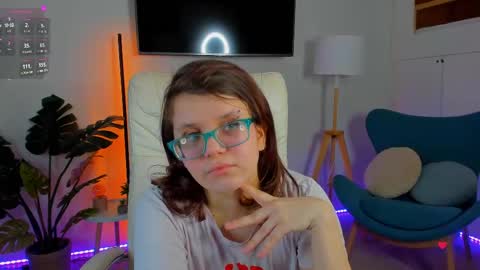 Ariell Mini online show from April 21, 6:09 am