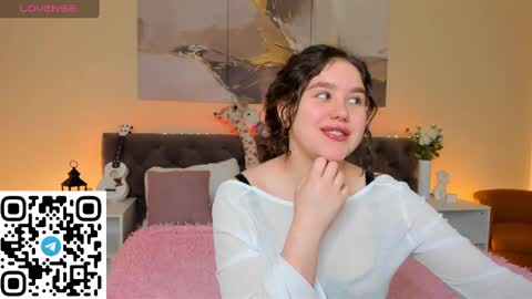 Snapshot of ariella_sol chatting on January 30, 1:22 am Ariella GTM3 Tue Wed Thu Fri Sat 0400 am-1030pm online show from January 30, 1:22 am