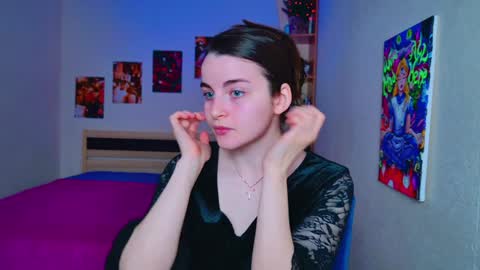 Snapshot of arielstonks_lovee chatting on January 28, 3:36 am arielstonks_lovee online show from January 28, 3:36 am