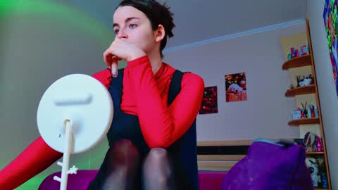 Snapshot of arielstonks_lovee chatting on February 7, 3:55 am arielstonks_lovee online show from February 7, 3:55 am