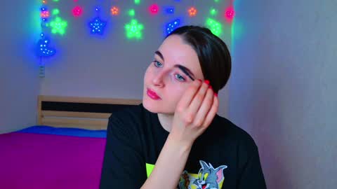 Snapshot of arielstonks_lovee chatting on December 3, 3:40 am arielstonks_lovee online show from December 3, 3:40 am