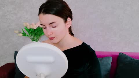 Snapshot of arielstonks_lovee chatting on October 6, 3:45 am arielstonks_lovee online show from October 6, 3:45 am