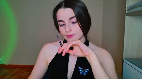 Snapshot of arielstonks_lovee chatting on January 29, 5:45 pm arielstonks_lovee online show from January 29, 5:45 pm