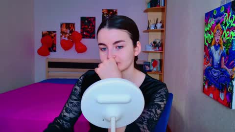 Snapshot of arielstonks_lovee chatting on February 20, 5:55 am arielstonks_lovee online show from February 20, 5:55 am
