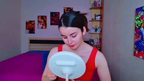 Snapshot of arielstonks_lovee chatting on February 4, 4:37 am arielstonks_lovee online show from February 4, 4:37 am