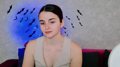 Snapshot of arielstonks_lovee chatting on October 17, 4:27 am arielstonks_lovee online show from October 17, 4:27 am