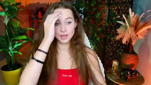 arielsykes online show from June 19, 9:24 am