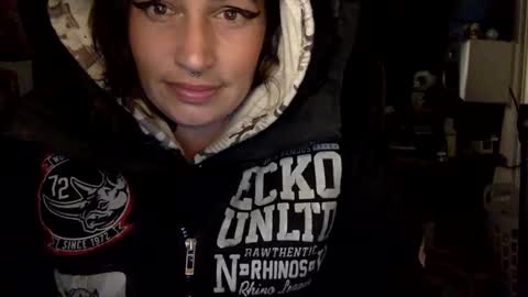 ariel  colin when hes here online show from November 10, 7:09 pm