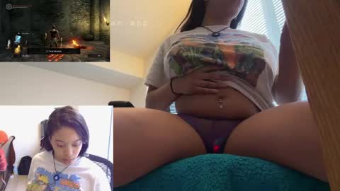 ariessisbetter online show from May 4, 11:29 pm