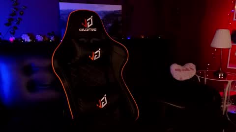 Adele online show from November 30, 5:06 pm