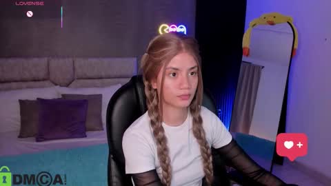 Ari  online show from January 15, 3:12 am